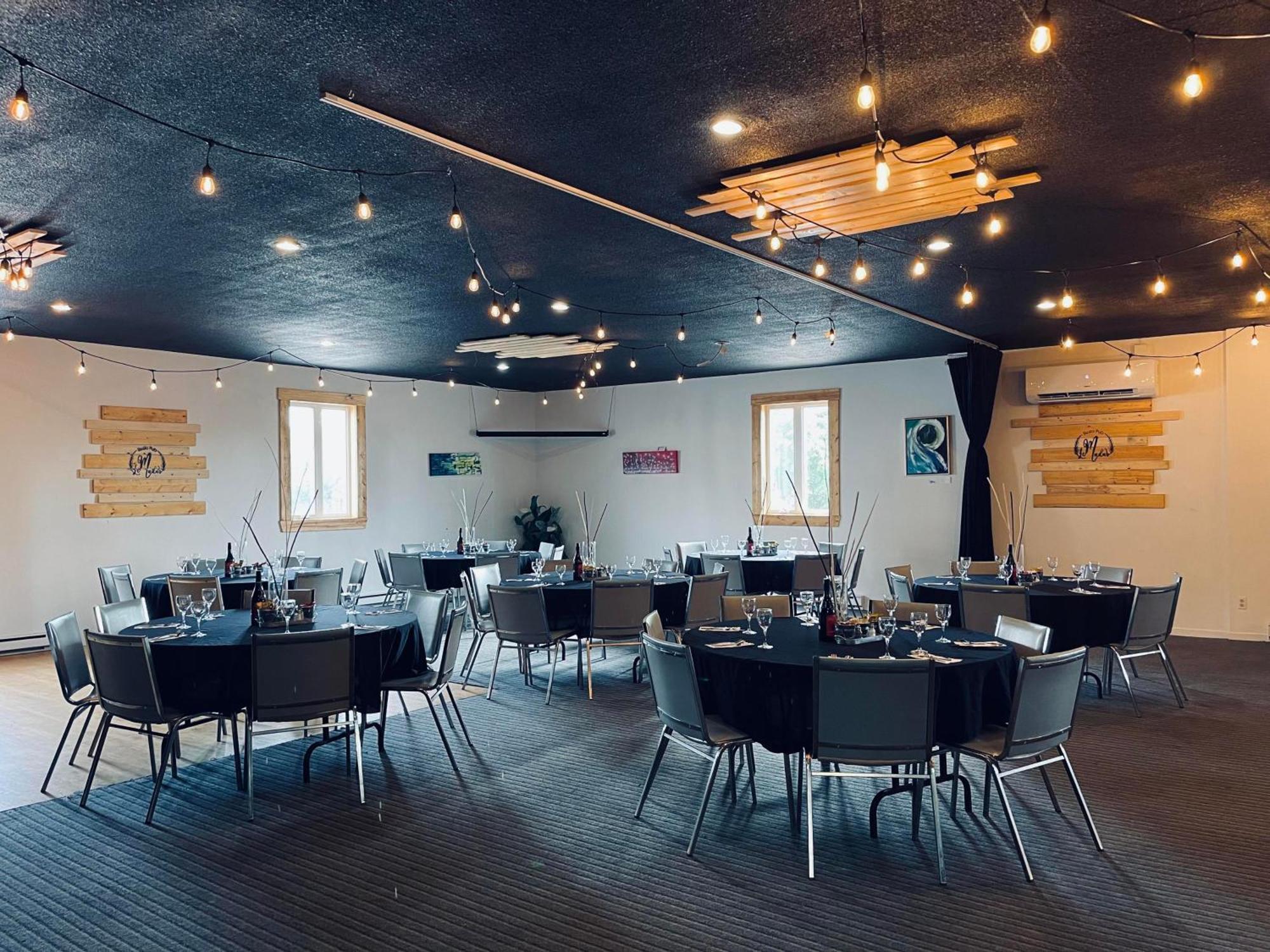 Resto Pub Motel Le Madub L'Isle-Verte Εξωτερικό φωτογραφία